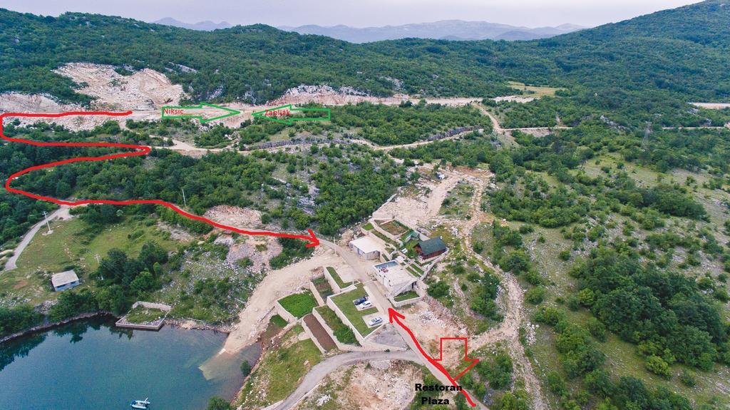 Holiday Home Zoric Nikšić Bagian luar foto