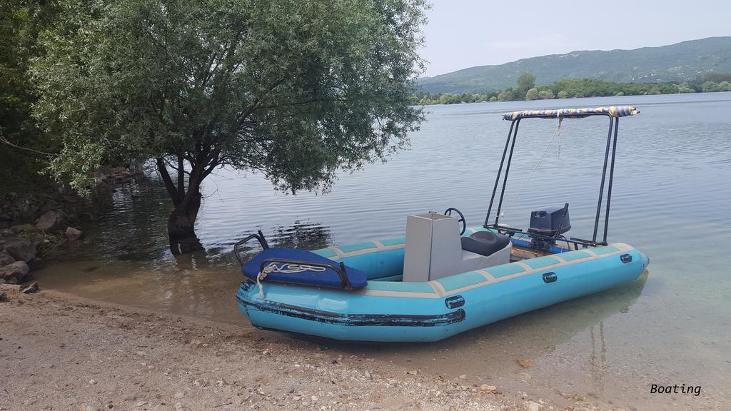 Holiday Home Zoric Nikšić Bagian luar foto